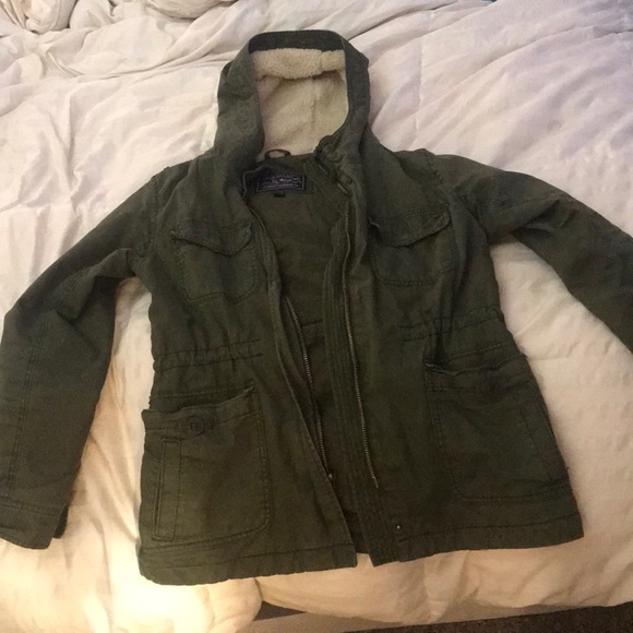 American Eagle Outfitters Jackets & Blazers - American Eagle full-zip, spring coat!!
